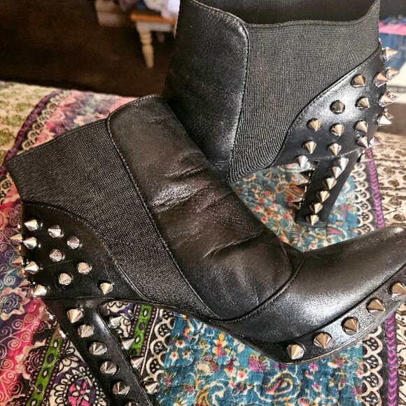 Italian made, Vero Cuoio, Black, Spiked, Ankle Boots - Picture 2 of 13